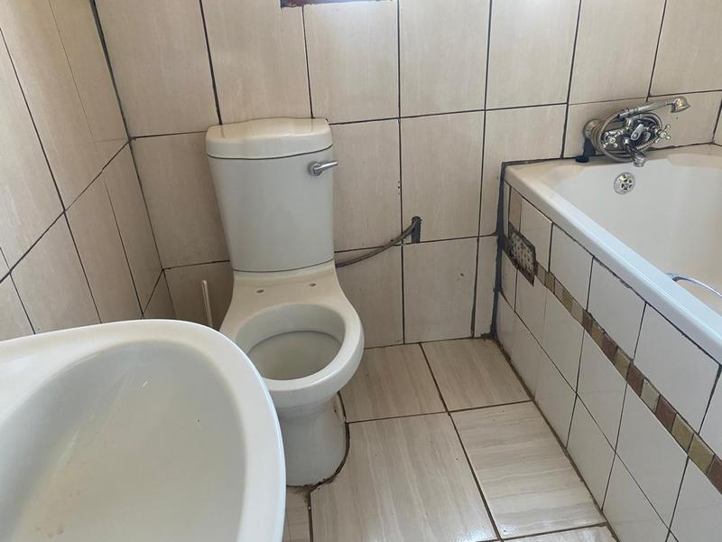2 Bedroom Property for Sale in Ezibeleni Eastern Cape